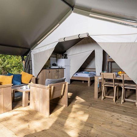 Easyatent Safari Tent Comfort Krk Krk Town Rom bilde
